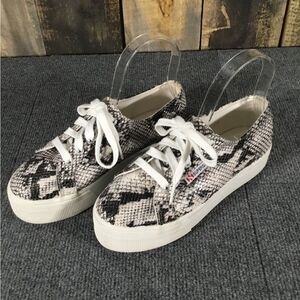 Superga snakeskin print platform sneakers fit sz 6 but run very small